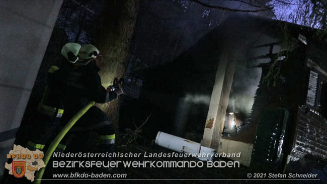 20210111 Brand einer Holzhtte im Waldgebiet Furth a.d.Triesting   Foto:  Stefan Schneider BFKDO Baden