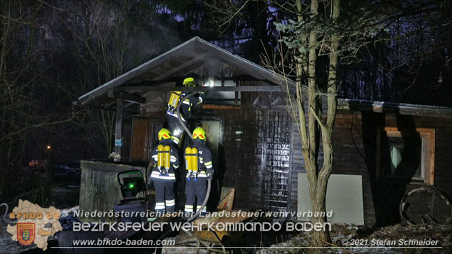 20210111 Brand einer Holzhtte im Waldgebiet Furth a.d.Triesting   Foto:  Stefan Schneider BFKDO Baden