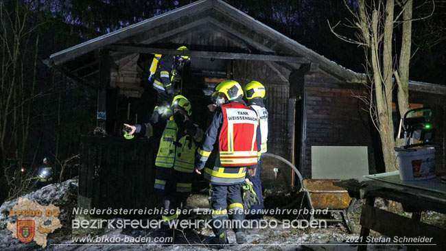 20210111 Brand einer Holzhtte im Waldgebiet Furth a.d.Triesting   Foto:  Stefan Schneider BFKDO Baden