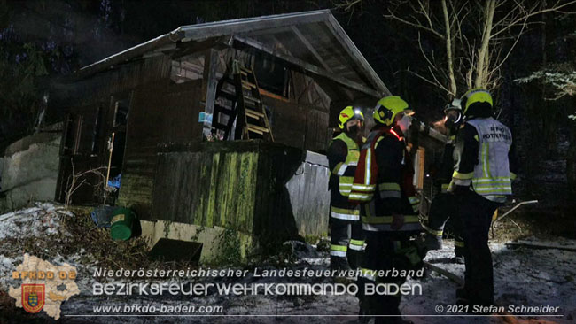 20210111 Brand einer Holzhtte im Waldgebiet Furth a.d.Triesting   Foto:  Stefan Schneider BFKDO Baden