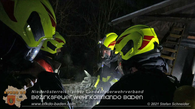 20210111 Brand einer Holzhtte im Waldgebiet Furth a.d.Triesting   Foto:  Stefan Schneider BFKDO Baden