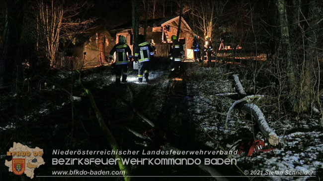 20210111 Brand einer Holzhtte im Waldgebiet Furth a.d.Triesting   Foto:  Stefan Schneider BFKDO Baden