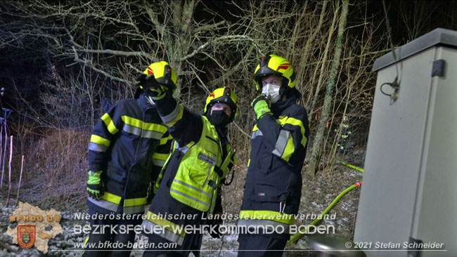 20210111 Brand einer Holzhtte im Waldgebiet Furth a.d.Triesting   Foto:  Stefan Schneider BFKDO Baden