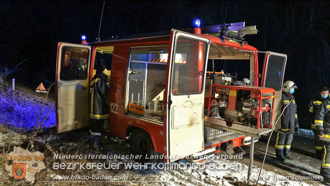 20210111 Brand einer Holzhtte im Waldgebiet Furth a.d.Triesting   Foto:  Stefan Schneider BFKDO Baden