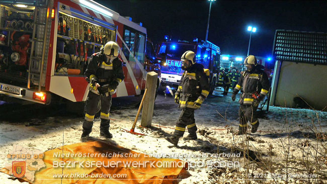 20210111 Brand einer Holzhtte im Waldgebiet Furth a.d.Triesting   Foto:  Stefan Schneider BFKDO Baden