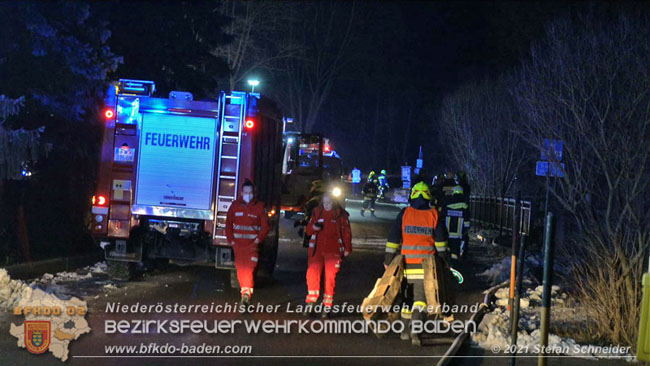 20210111 Brand einer Holzhtte im Waldgebiet Furth a.d.Triesting   Foto:  Stefan Schneider BFKDO Baden