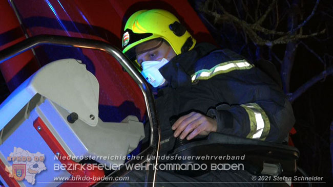 20210114 Brand in einer Traiskirchner Mansardenwohnung   Foto:  Stefan Schneider BFKDO Baden