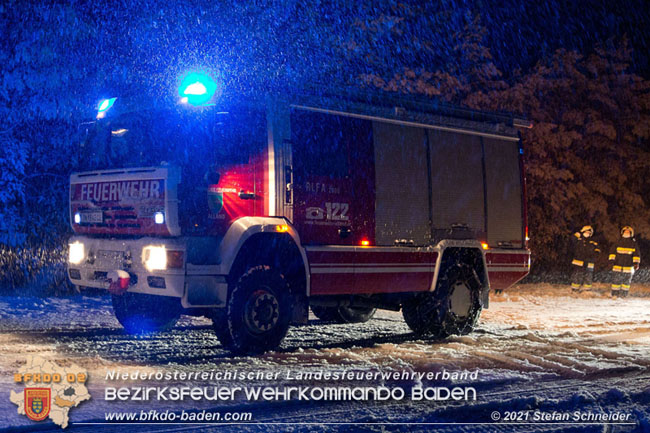 20210126 Totalsperre der A21 wegen hängengebliebener Lkws Foto: © Stefan Schneider BFKDO Baden 20210126 Totalsperre der A21 wegen hängengebliebener Lkws Foto: © Stefan Schneider BFKDO Baden