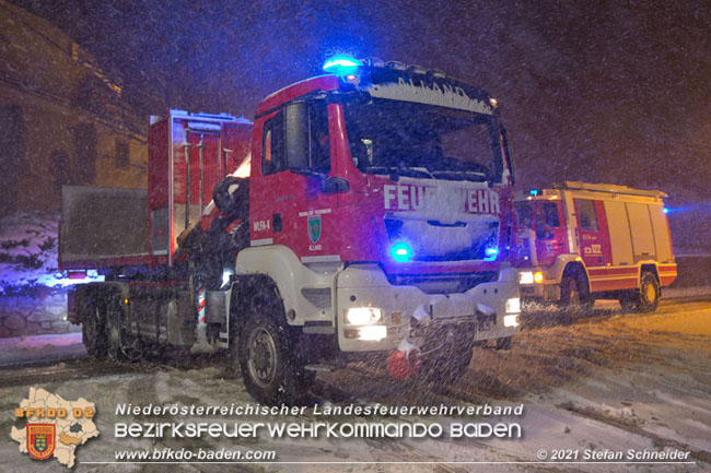 20210126 hängengebliebener Lkw in Alland Foto: © Stefan Schneider BFKDO Baden 20210126 hängengebliebener Lkw in Alland Foto: © Stefan Schneider BFKDO Baden