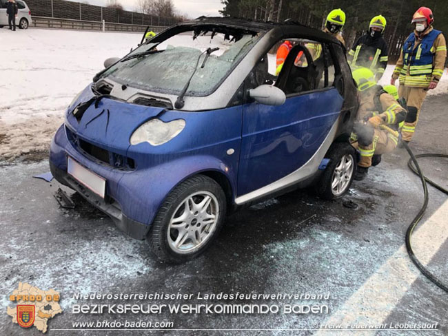 20210128 Fahrzeugbrand auf der A2 bei Leobersdorf  Foto:  Freiwillige Feuerwehr Leobersdorf