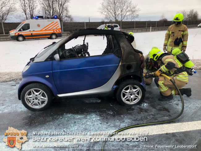 20210128 Fahrzeugbrand auf der A2 bei Leobersdorf  Foto:  Freiwillige Feuerwehr Leobersdorf