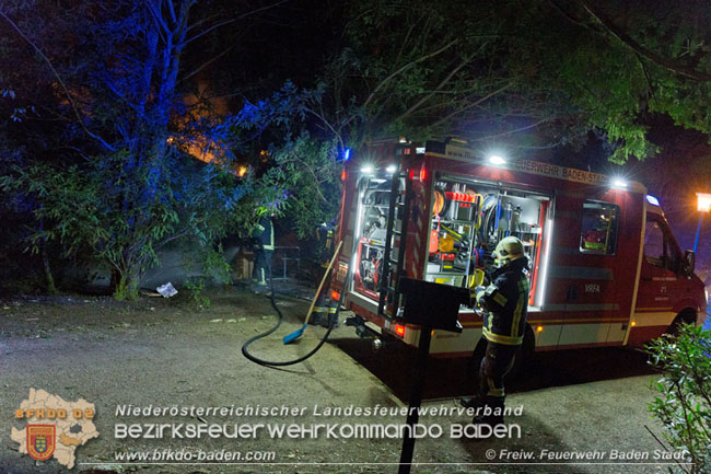 20210205 Vermeintliche Brandstiftung beim historischen Caf im Badener Kurpark  Foto:  Freiwillige Feuerwehr Baden-Stadt