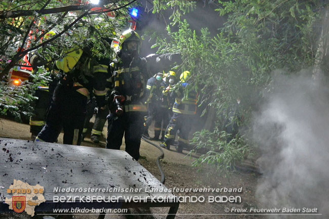 20210205 Vermeintliche Brandstiftung beim historischen Caf im Badener Kurpark  Foto:  Freiwillige Feuerwehr Baden-Stadt