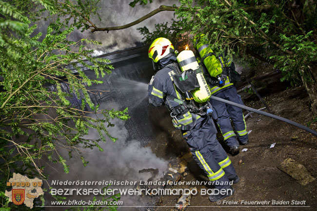 20210205 Vermeintliche Brandstiftung beim historischen Café im Badener Kurpark Foto: © Freiwillige Feuerwehr Baden-Stadt 20210205 Vermeintliche Brandstiftung beim historischen Café im Badener Kurpark Foto: © Freiwillige Feuerwehr Baden-Stadt