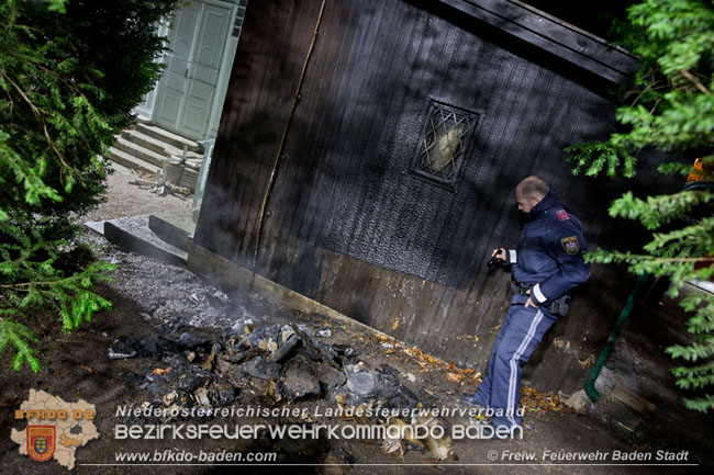 20210205 Vermeintliche Brandstiftung beim historischen Caf im Badener Kurpark  Foto:  Freiwillige Feuerwehr Baden-Stadt