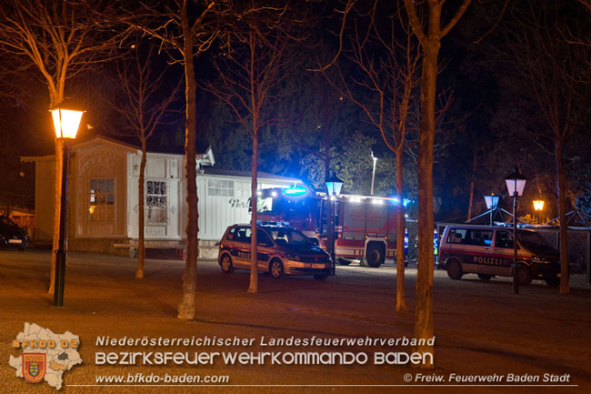 20210205 Vermeintliche Brandstiftung beim historischen Café im Badener Kurpark Foto: © Freiwillige Feuerwehr Baden-Stadt 20210205 Vermeintliche Brandstiftung beim historischen Café im Badener Kurpark Foto: © Freiwillige Feuerwehr Baden-Stadt