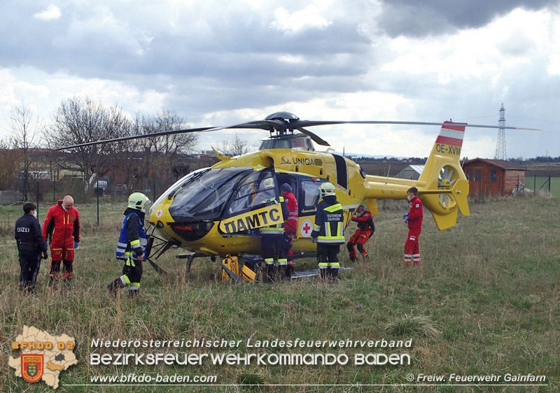 20210317 Verkehrsunfall in Gainfarn  Foto:  Freiwillige Feuerwehr Gainfarn