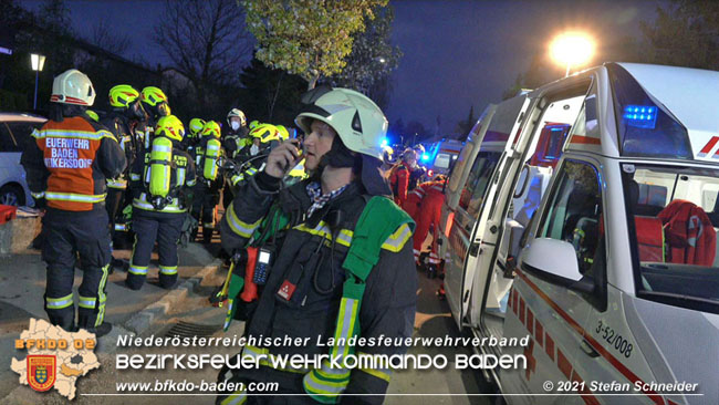 20210427 Wohnungsbrand mit schwerverletzter Frau im Badener Ortsteil Weikersdorf  Foto:  Freiwillige Feuerwehr Baden-Stadt / Stefan Schneider