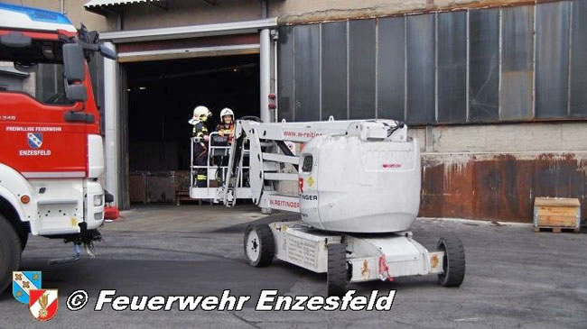 20210714 Dachstuhlbrand in Gewerbebetrieb  Foto: Freiwillige Feuerwehr Enzesfeld