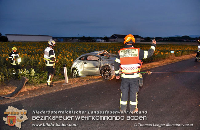 20210717 Verkehrsunfall zwischen Oberwaltersdorf und Ebreichsdorf auf der B210   Foto:  Thomas Lenger Monatsrevue.at