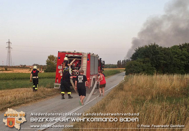 20210723 Feuerwehr-Groeinsatz bei Brand einer Halle in Kottingbrunn   Foto:  Freiwillige Feuerwehr Gainfarn