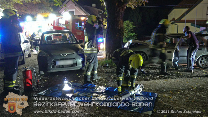 20210809 Verkehrsunfall bei der Ortseinfahrt Tribuswinkel  Foto:  Stefan Schneider