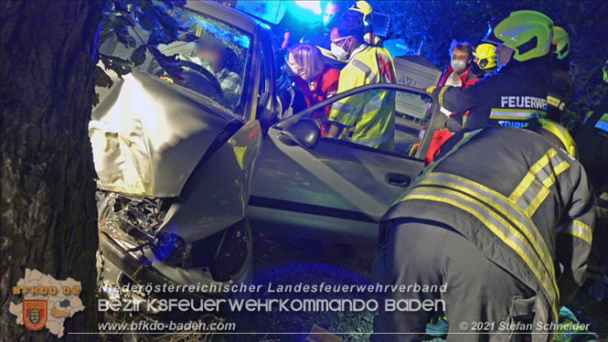 20210809 Verkehrsunfall bei der Ortseinfahrt Tribuswinkel  Foto:  Stefan Schneider