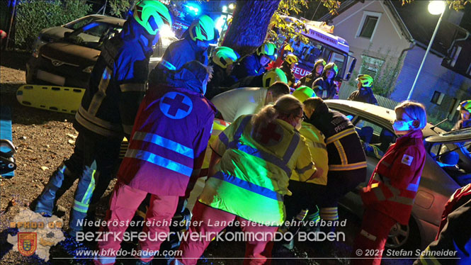 20210809 Verkehrsunfall bei der Ortseinfahrt Tribuswinkel  Foto:  Stefan Schneider