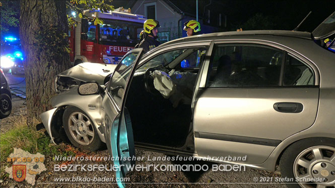 20210809 Verkehrsunfall bei der Ortseinfahrt Tribuswinkel  Foto:  Stefan Schneider