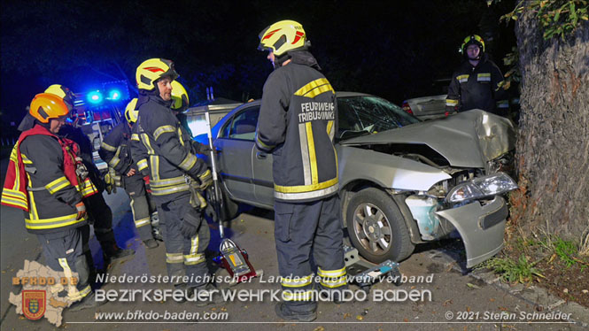 20210809 Verkehrsunfall bei der Ortseinfahrt Tribuswinkel  Foto:  Stefan Schneider