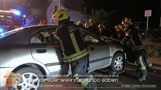 20210809 Verkehrsunfall bei der Ortseinfahrt Tribuswinkel  Foto:  Stefan Schneider