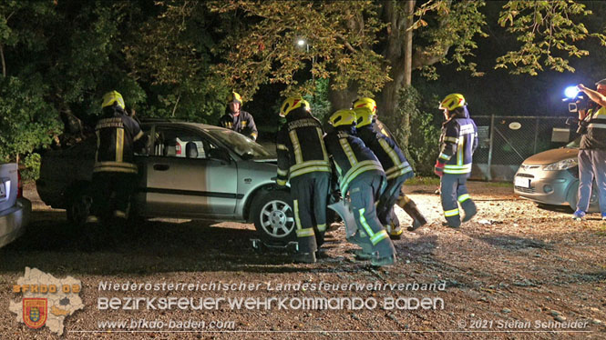 20210809 Verkehrsunfall bei der Ortseinfahrt Tribuswinkel  Foto:  Stefan Schneider