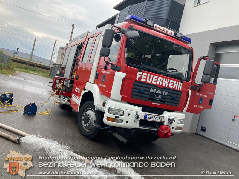 20210816 Gewitterzelle traf gleich zweimal die Ortschaft Bad Vöslau Foto: Daniel Wirth Freiwillige Feuerwehr Bad Vöslau 20210816 Gewitterzelle traf gleich zweimal die Ortschaft Bad Vöslau Foto: Daniel Wirth Freiwillige Feuerwehr Bad Vöslau