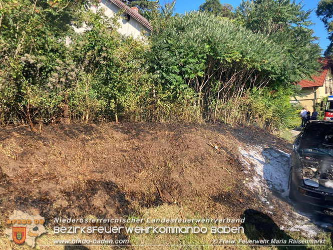 20210903 Fahrzeugbrand zwischen Mayerling und Sattelbach  Foto:  Freiwillige Feuerwehr Maria Raisenmarkt