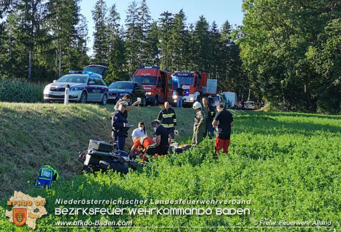 20210908 Verkehrsunfall auf der B210 Foto: © Freiwillige Feuerwehr Alland 20210908 Verkehrsunfall auf der B210 Foto: © Freiwillige Feuerwehr Alland