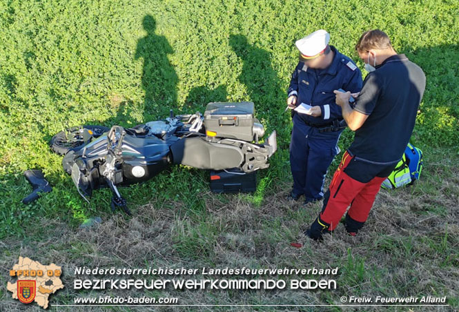 20210908 Verkehrsunfall auf der B210  Foto: © Freiwillige Feuerwehr Alland