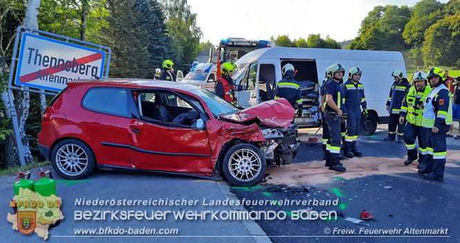 20210910 Schwerer Verkehrsunfall auf der B18 bei Altenmarkt/Thenneberg  Foto:  Freiwillige Feuerwehr Altenmarkt/Triesting