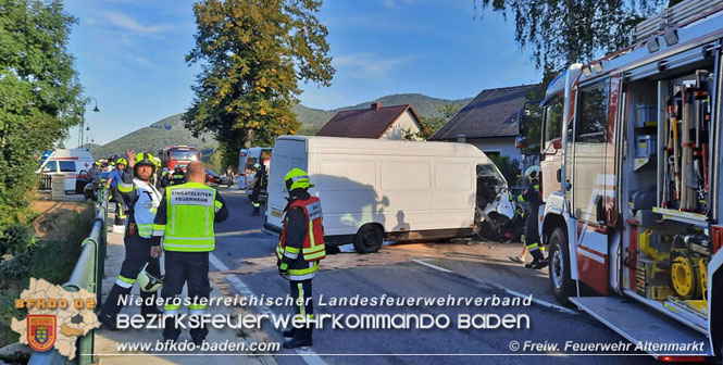 20210910 Schwerer Verkehrsunfall auf der B18 bei Altenmarkt/Thenneberg  Foto:  Freiwillige Feuerwehr Altenmarkt/Triesting