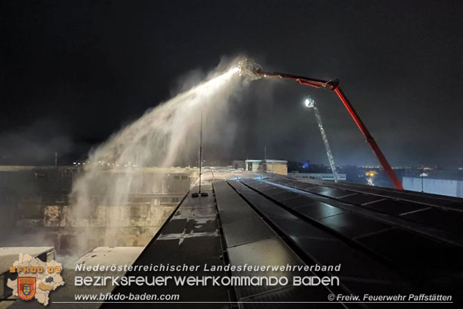 20210921 B4 Großbrand im Gewerbepark Traiskirchen 20210921 B4 Großbrand im Gewerbepark Traiskirchen