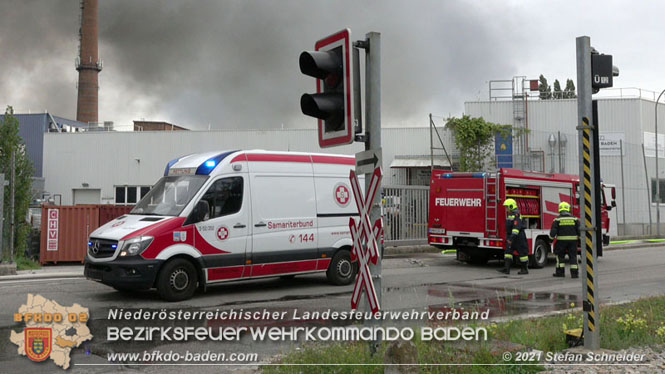 20210921 B4 Großbrand im Gewerbepark Traiskirchen 20210921 B4 Großbrand im Gewerbepark Traiskirchen