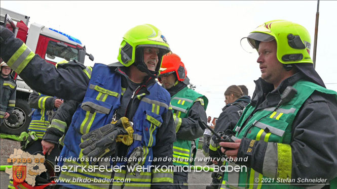 20210921 B4 Großbrand im Gewerbepark Traiskirchen 20210921 B4 Großbrand im Gewerbepark Traiskirchen