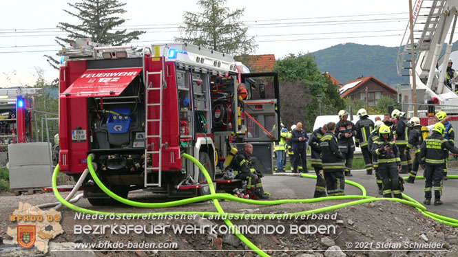 20210921 B4 Großbrand im Gewerbepark Traiskirchen 20210921 B4 Großbrand im Gewerbepark Traiskirchen