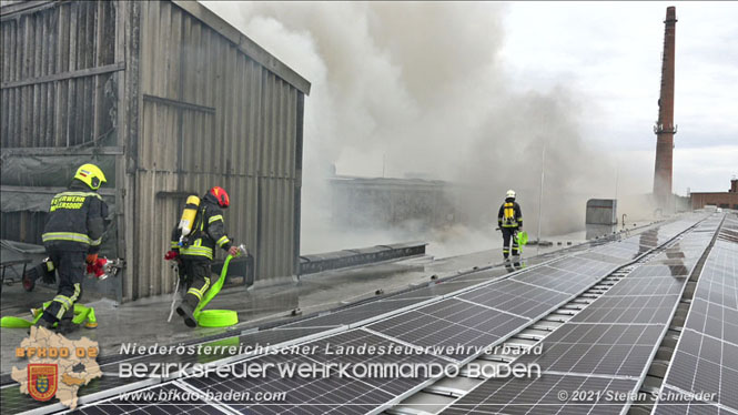 20210921 B4 Großbrand im Gewerbepark Traiskirchen 20210921 B4 Großbrand im Gewerbepark Traiskirchen