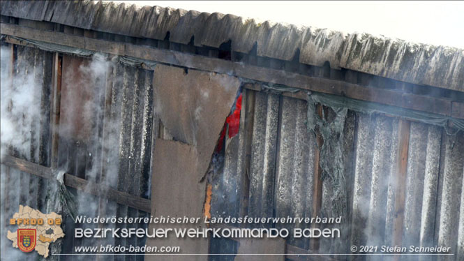20210921 B4 Großbrand im Gewerbepark Traiskirchen 20210921 B4 Großbrand im Gewerbepark Traiskirchen