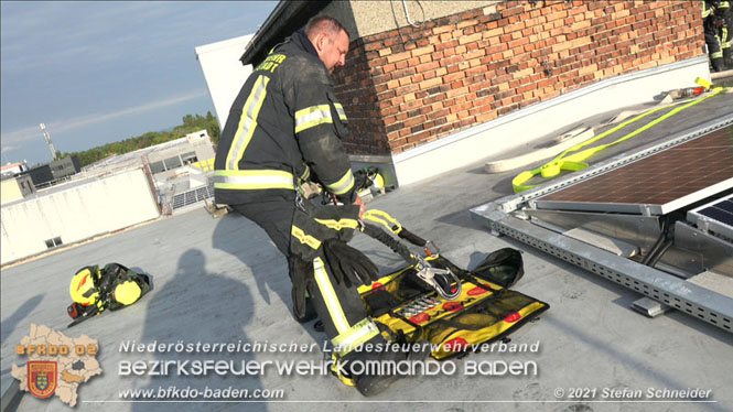 20210921 B4 Großbrand im Gewerbepark Traiskirchen 20210921 B4 Großbrand im Gewerbepark Traiskirchen