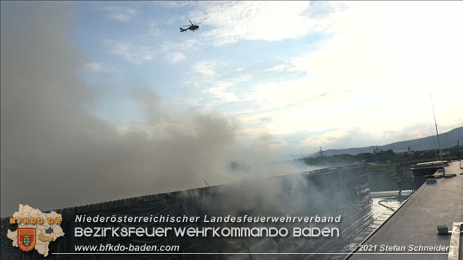 20210921 B4 Großbrand im Gewerbepark Traiskirchen 20210921 B4 Großbrand im Gewerbepark Traiskirchen