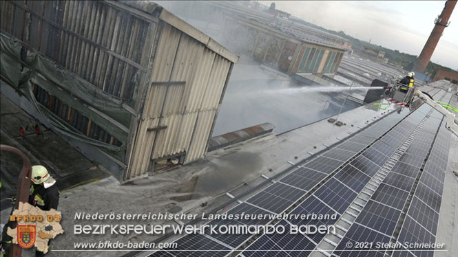 20210921 B4 Großbrand im Gewerbepark Traiskirchen 20210921 B4 Großbrand im Gewerbepark Traiskirchen