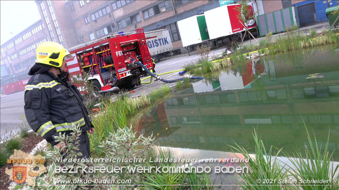 20210921 B4 Großbrand im Gewerbepark Traiskirchen 20210921 B4 Großbrand im Gewerbepark Traiskirchen