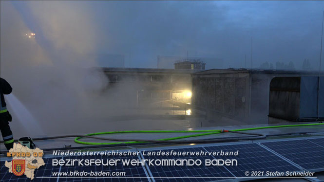 20210921 B4 Großbrand im Gewerbepark Traiskirchen 20210921 B4 Großbrand im Gewerbepark Traiskirchen