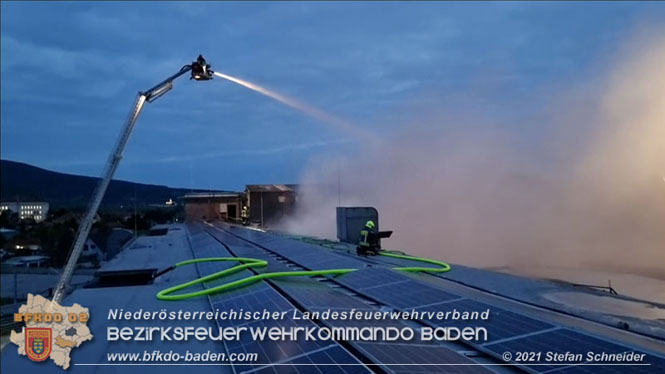 20210921 B4 Großbrand im Gewerbepark Traiskirchen 20210921 B4 Großbrand im Gewerbepark Traiskirchen